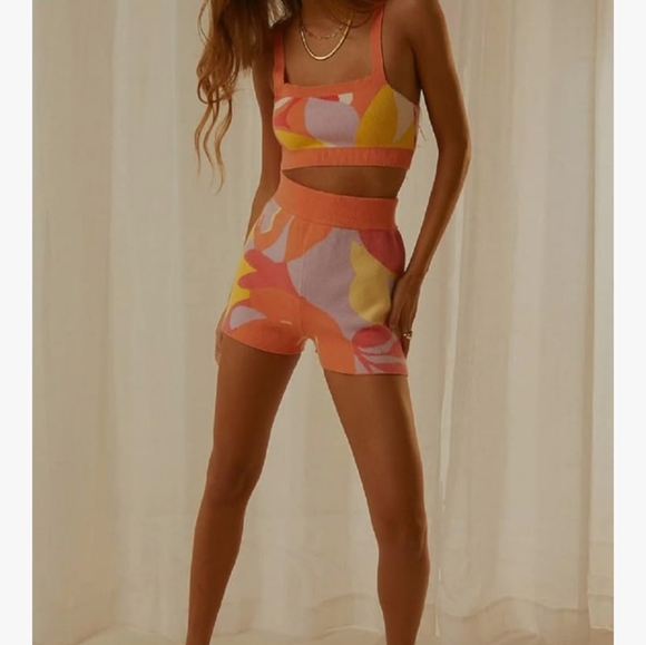 Retro Floral Two Piece Outfit - Picture 4 of 6